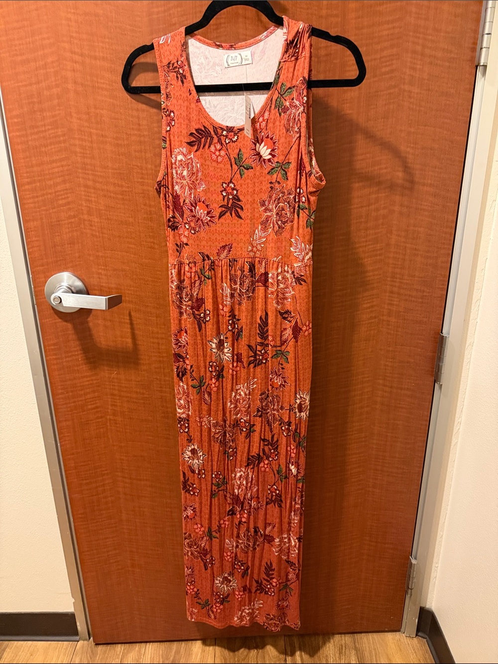 Sleeveless Orange Floral Maxi Dress with Scoop Neck